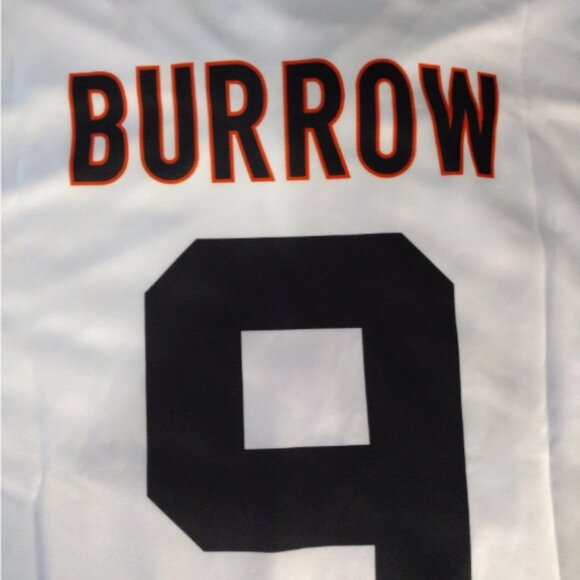 Cincinnati Bengals Joe Burrow Jersey - Picture 3 of 7